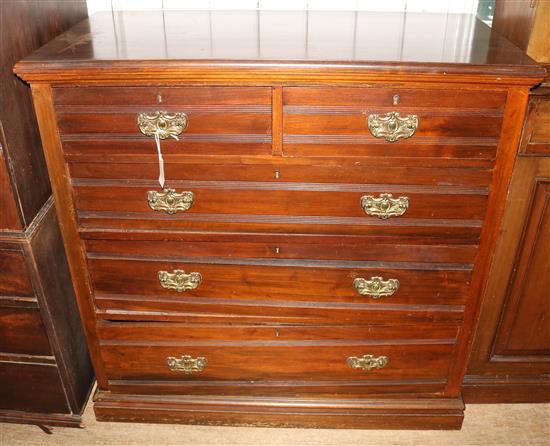 Victorian walnut chest of drawers